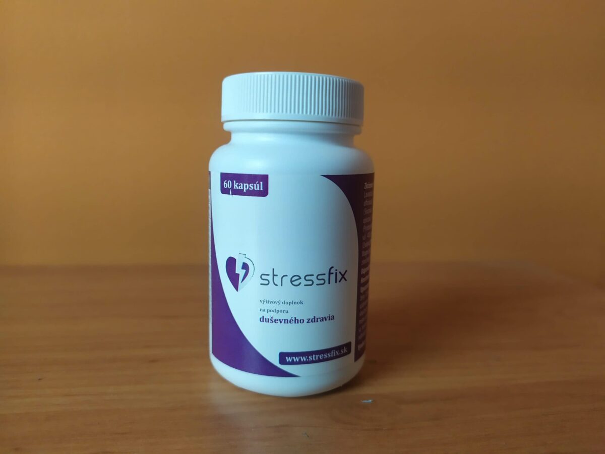 Stressfix-na-stole-scaled.jpg